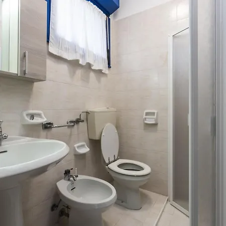 Comfortable With Terrace Apartment *